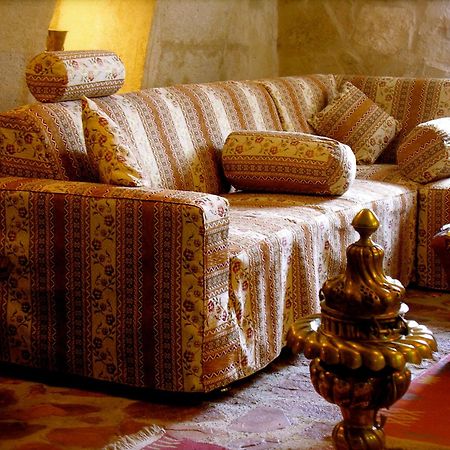 Adanos Konuk Evi أفانوس المظهر الخارجي الصورة
