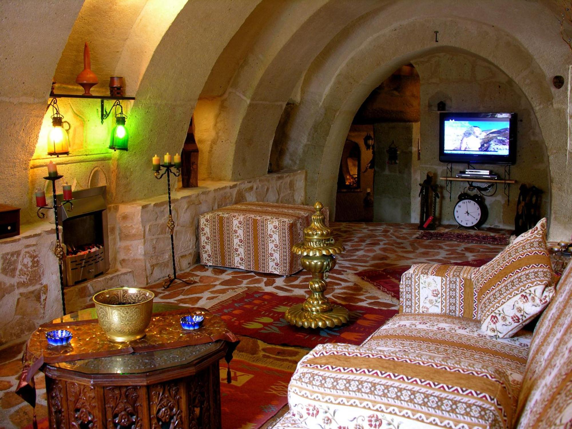 Adanos Konuk Evi أفانوس المظهر الخارجي الصورة