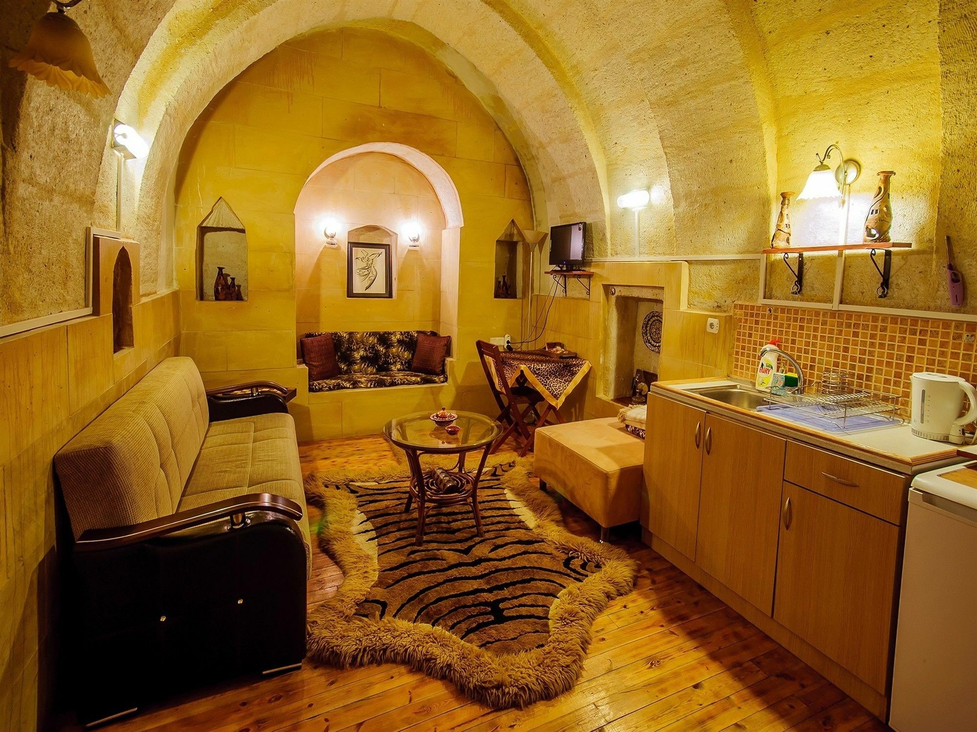 Adanos Konuk Evi أفانوس المظهر الخارجي الصورة