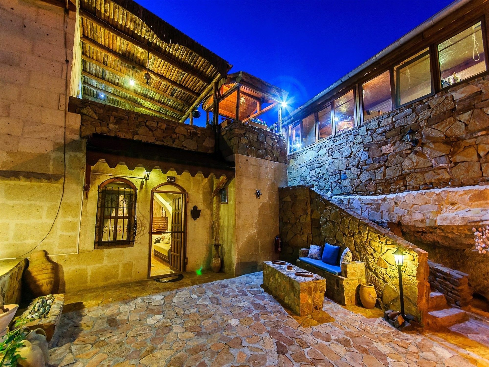 Adanos Konuk Evi أفانوس المظهر الخارجي الصورة